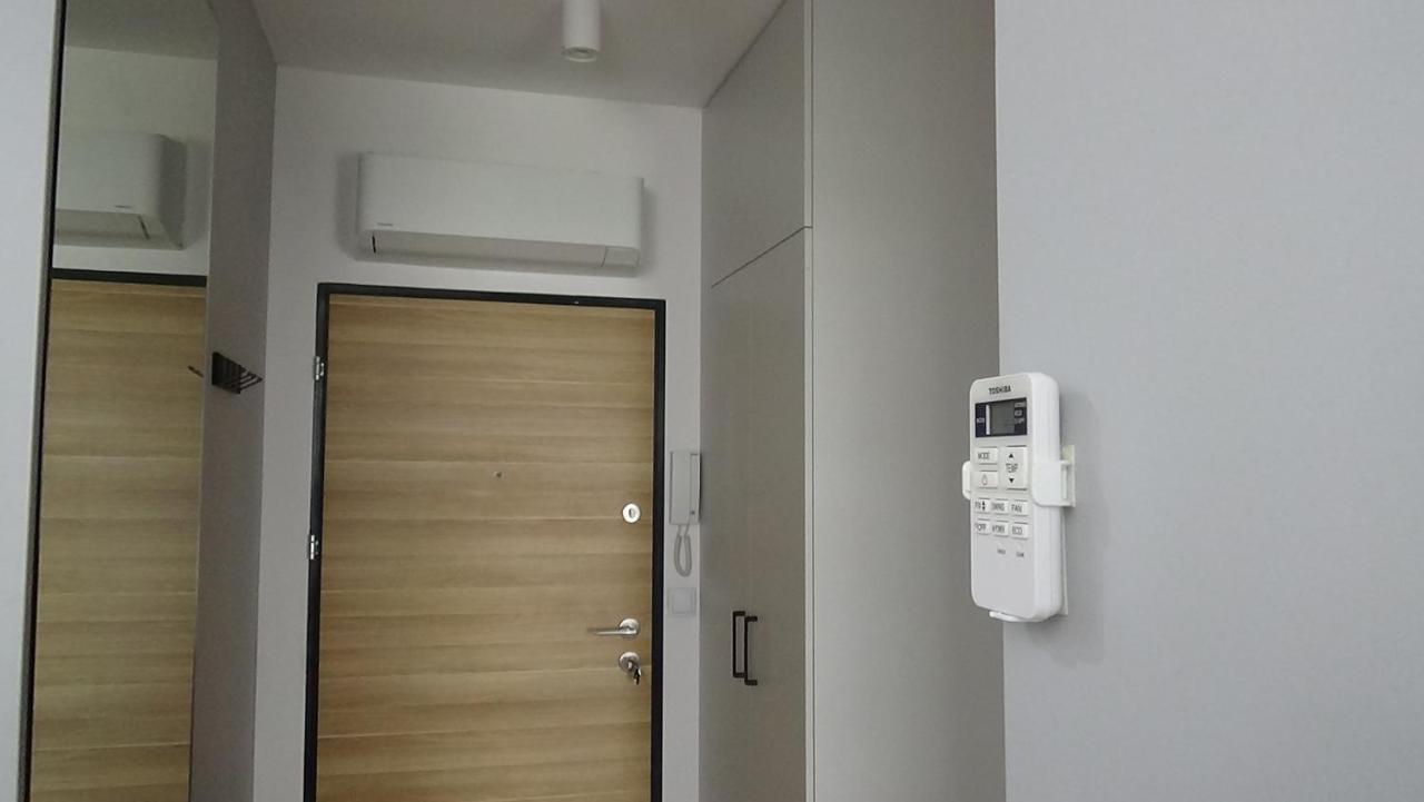 Appartement Esperion 7 Days à Varsovie Extérieur photo