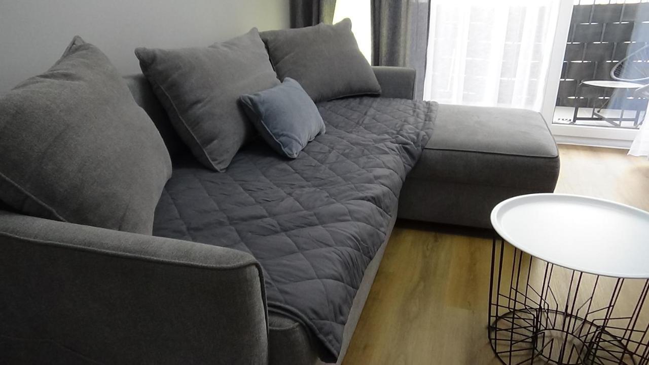 Appartement Esperion 7 Days à Varsovie Extérieur photo
