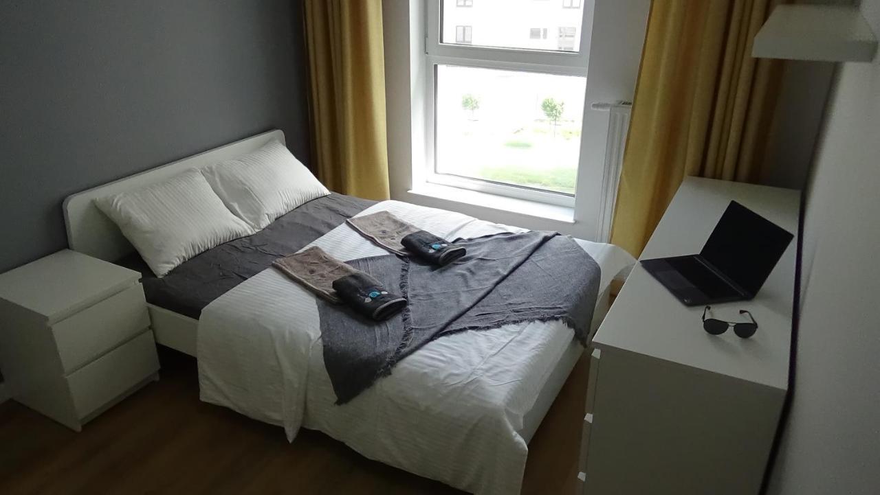 Appartement Esperion 7 Days à Varsovie Extérieur photo