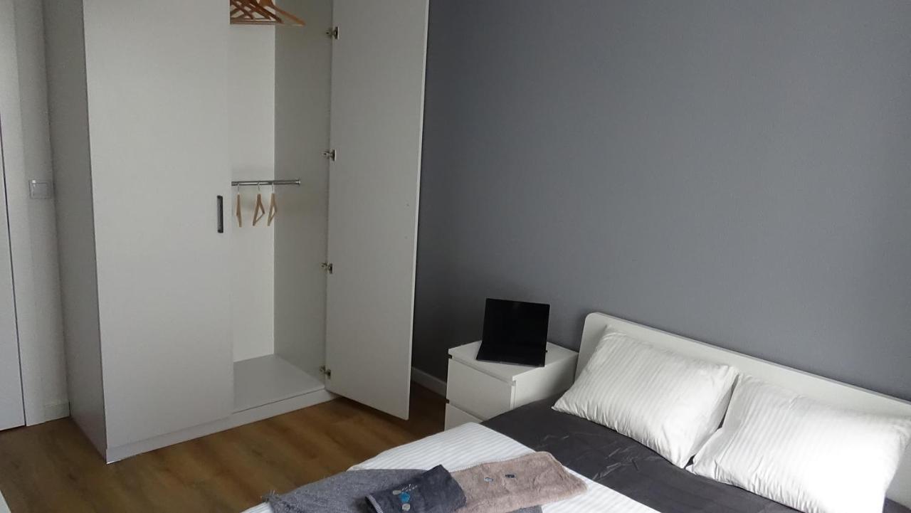 Appartement Esperion 7 Days à Varsovie Extérieur photo