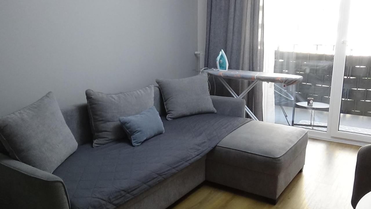 Appartement Esperion 7 Days à Varsovie Extérieur photo